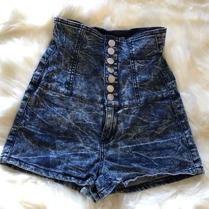 ‼️6 for $20‼️ High waisted shorts 😍😍